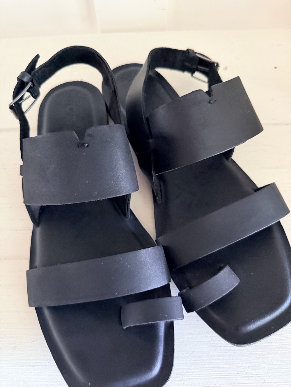 TOMS Freya Black Veg Tan Leather Slingback Toe Loop Sandals - Size 10 (EUC)